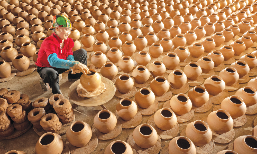Bac Ninh: Keeping the flame of Phu Lang pottery alive